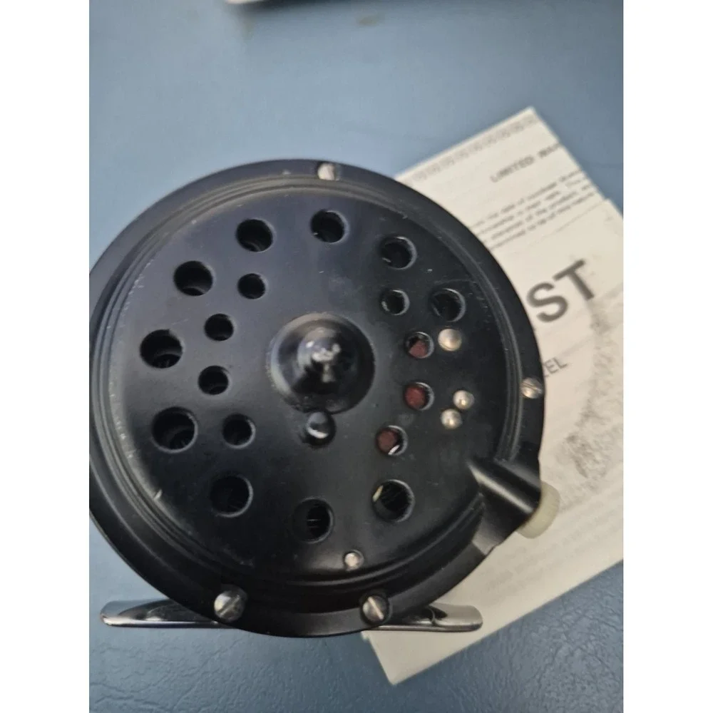 Pflueger Medalist 1494 Model Cj Fly Fishing Reel W Paperwork